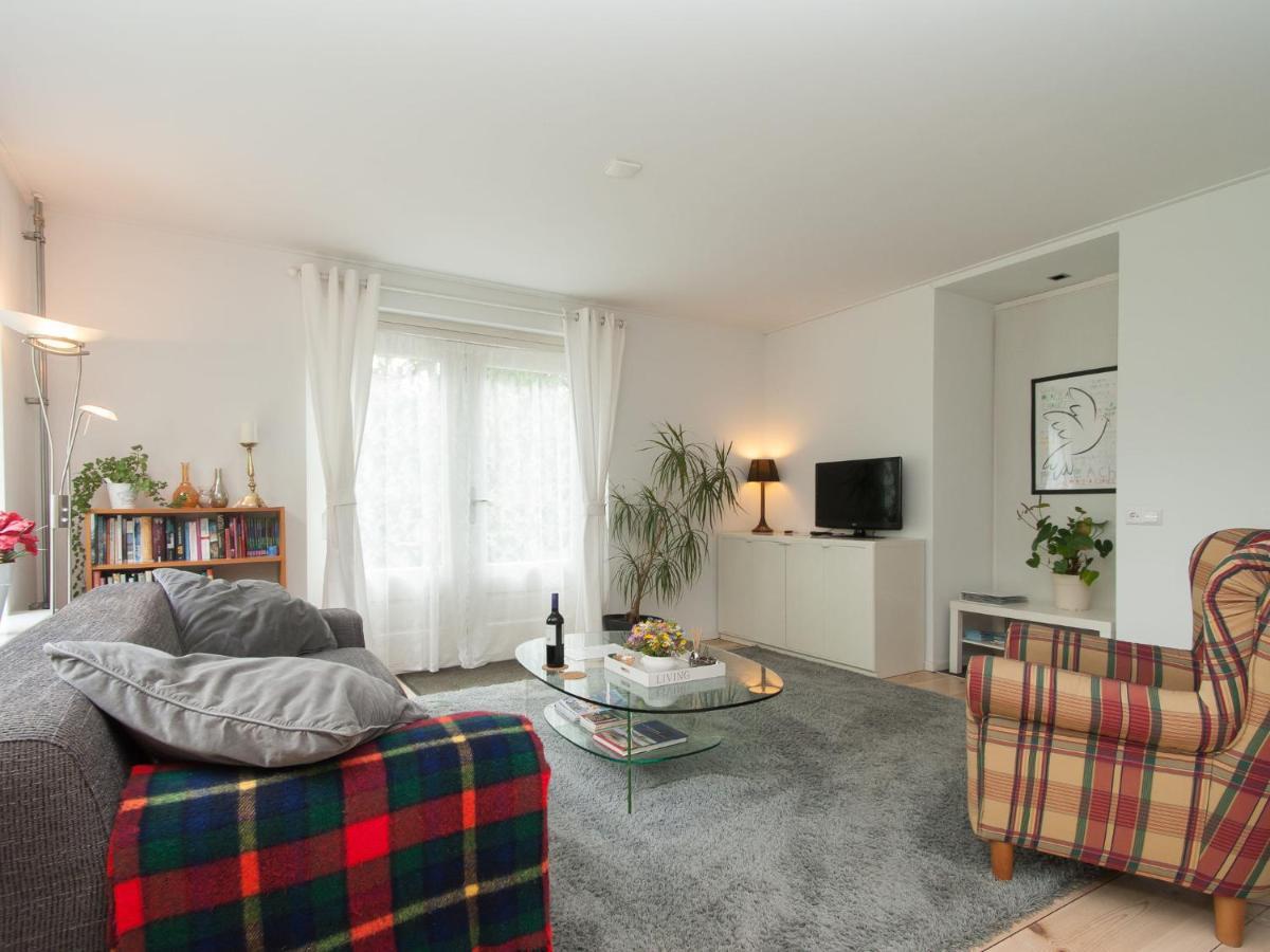 Attractive Countryside Holiday Home In Quiet スコールル エクステリア 写真