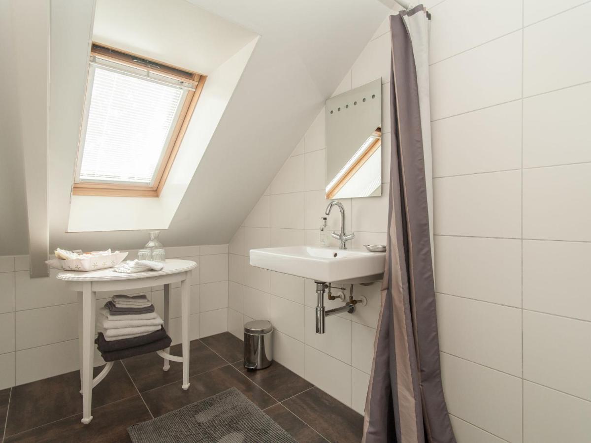 Attractive Countryside Holiday Home In Quiet スコールル エクステリア 写真